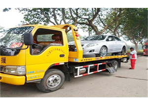阳江附近24小时汽车拖车服务热线